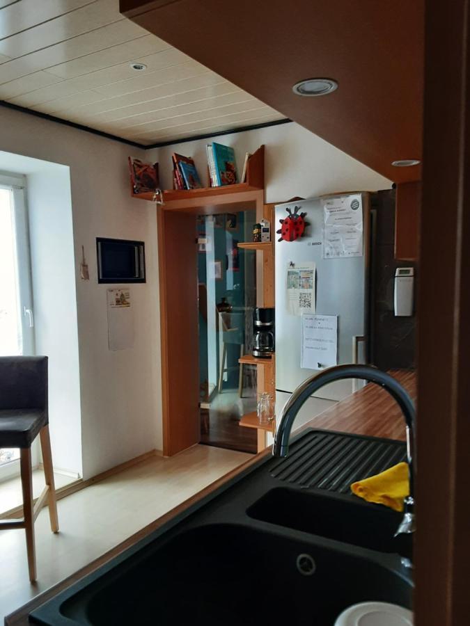Fewo Zur Alten Schule Weckersdorf Екстериор снимка